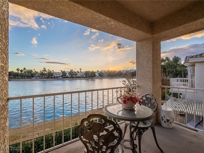 Building Photo - 2521 Seascape Dr