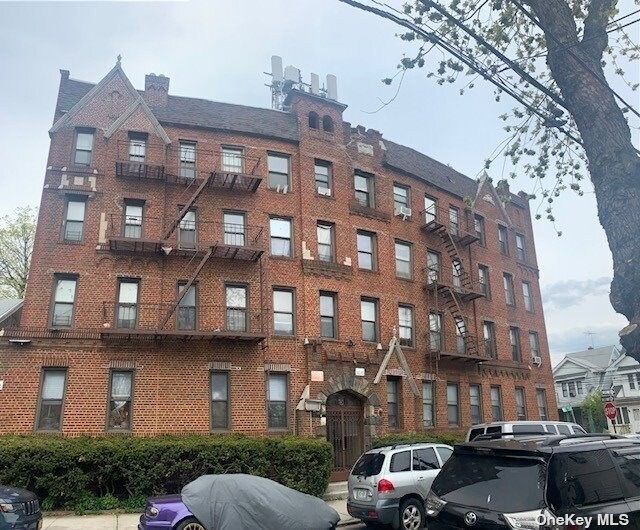 Primary Photo - 94-45 86th Rd