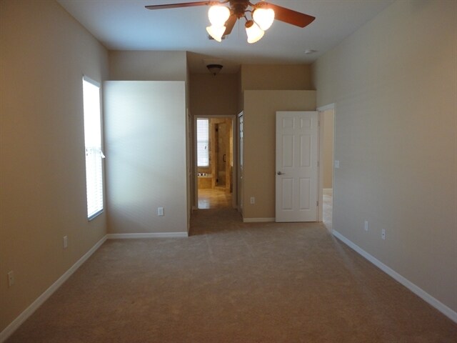 Building Photo - 18804 Forest Glen Ct