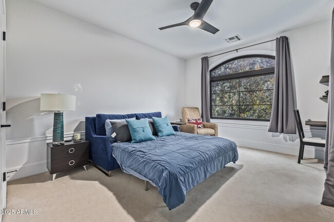 Building Photo - 3810 E Campbell Ave