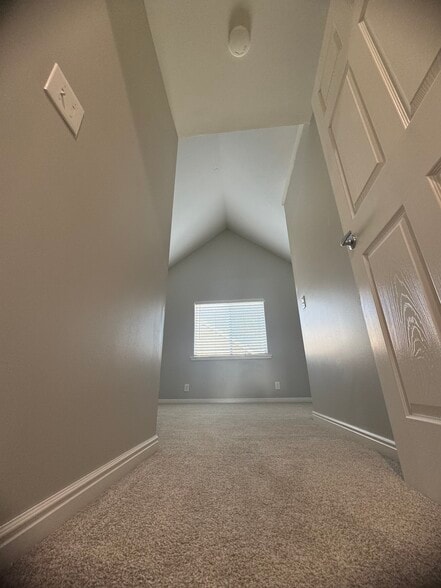 Master Bedroom Entrance - 5000 S Lincoln St