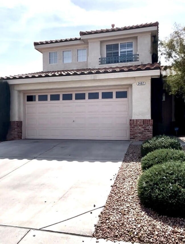 Building Photo - 3 bedroom and 2.5 bath in prime Henderson !! 89074 - Nearby School!