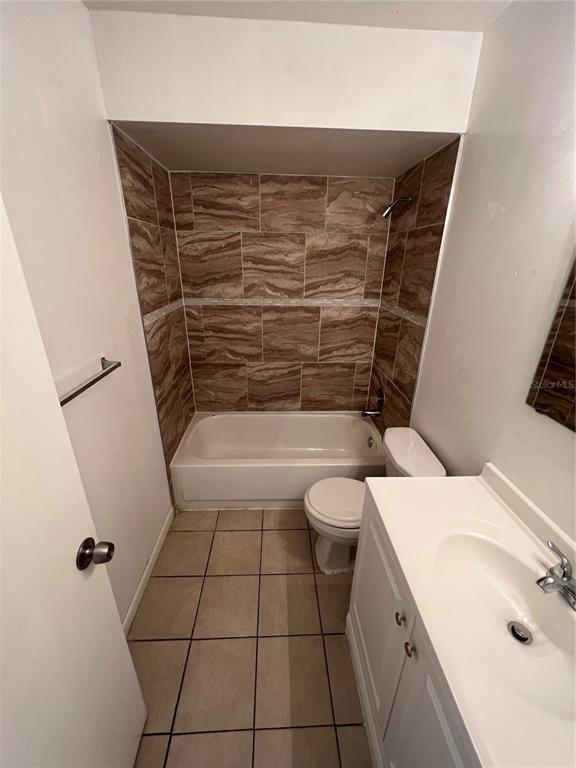 Building Photo - 5226 Via Hacienda Cir