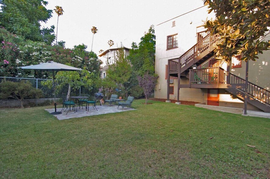 Building Photo - 1149 1/2 N Coronado St