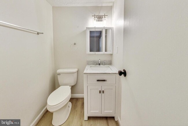 Building Photo - 6307 Willow Way