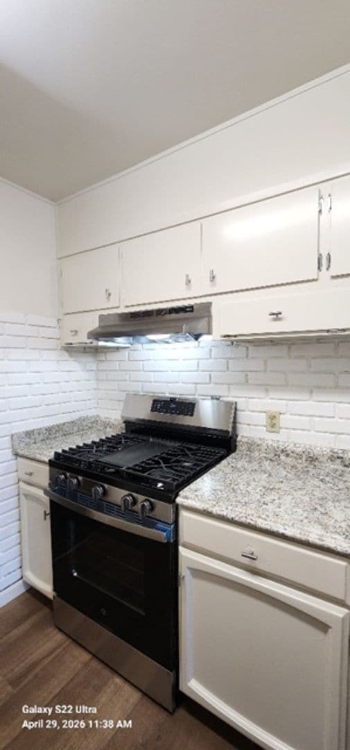 Building Photo - Charming 3 Bedroom 2 Bath Home San Leandro!