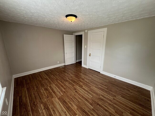 Building Photo - 560 Udell St