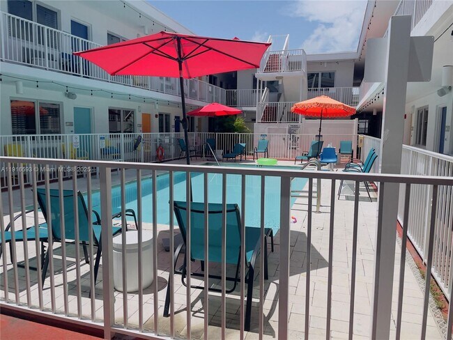 Building Photo - 7310 Harding Ave