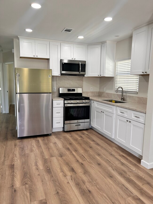 Building Photo - 4156 11th St