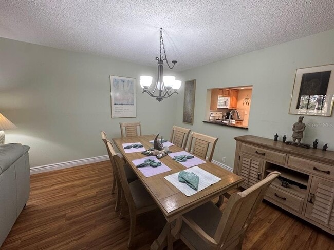 Building Photo - 3062 Eastland Blvd