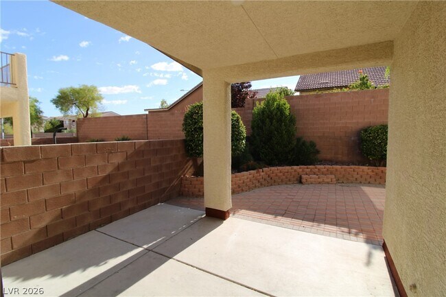Building Photo - 754 Rise Canyon Dr