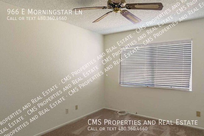 Building Photo - 966 E Morningstar Ln
