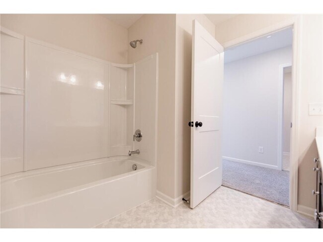 Building Photo - 10226 Arrowwood Path