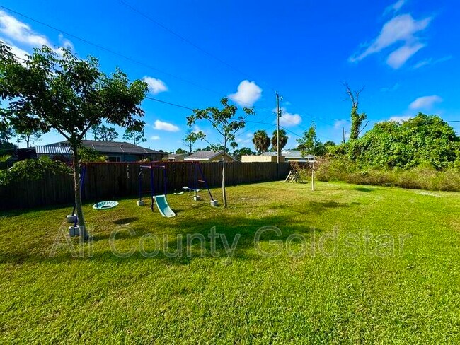 Building Photo - 11373 Visby Ave