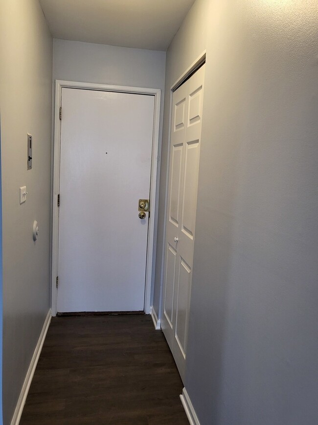 Building Photo - 1227 S Harlem Ave