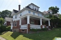 Building Photo - 700 Hamilton St