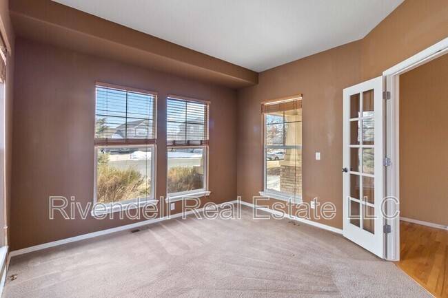 Building Photo - 4043 Sunridge Terrace Ct