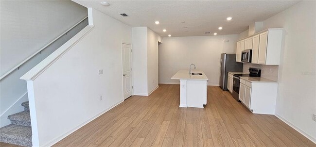 Building Photo - 11341 Nona Sound St
