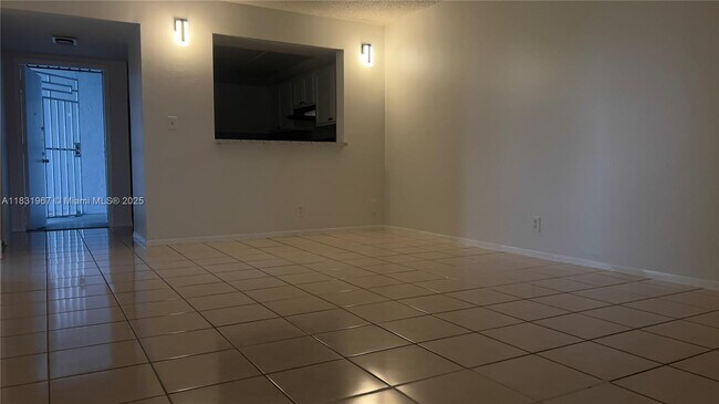 Building Photo - 12219 SW 14th Ln