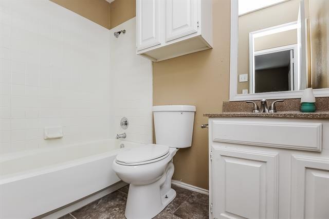 Building Photo - 645 Lemon Dr