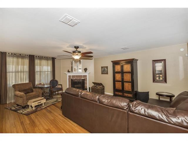 Building Photo - 2912 Lake Terrace Dr