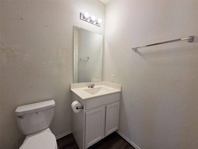 Building Photo - 23748 Woodgreen Terrace Dr