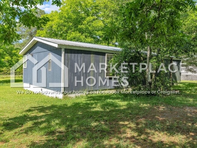 Building Photo - 664 Cherokee Dr