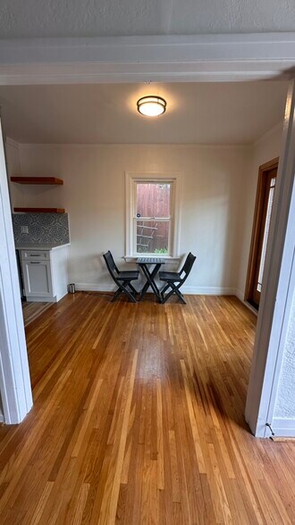 Dining Room - 3351 Hamilton Way