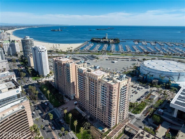 Building Photo - 488 E Ocean Blvd