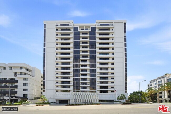 Building Photo - 10660 Wilshire Blvd