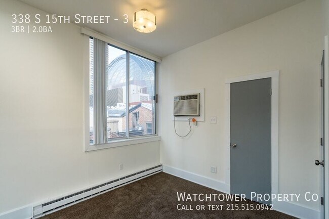 Building Photo - 338 S 15th St