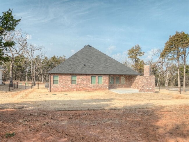 Building Photo - 8322 Robin Wy