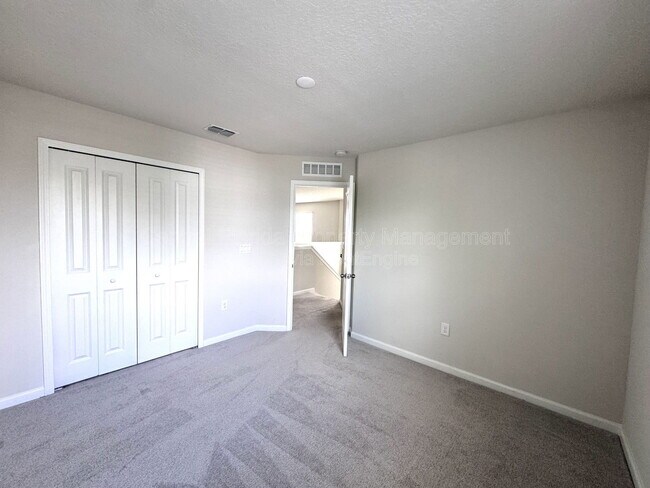 Building Photo - 5945 Glory Bower Dr