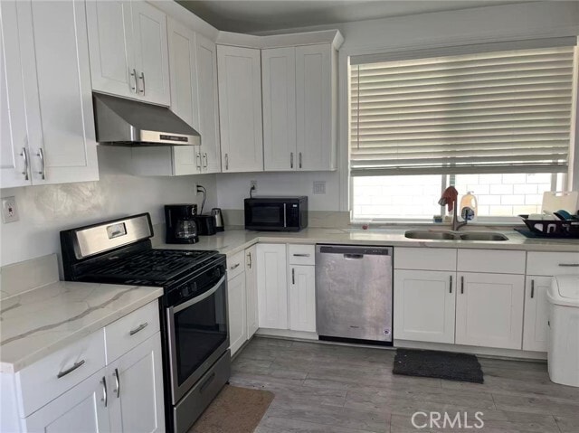 Building Photo - 702 Mustang Cir