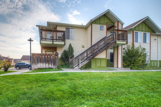 Building Photo - 3 Bed 2 Bath Unit Available in Bozeman!