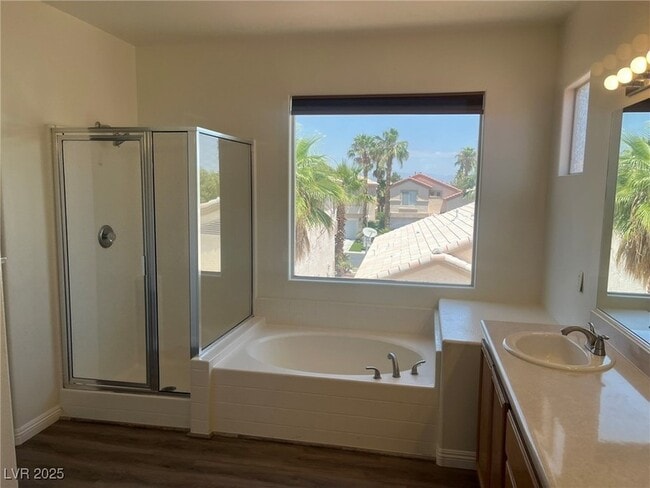Building Photo - 302 Waterton Lakes Ave