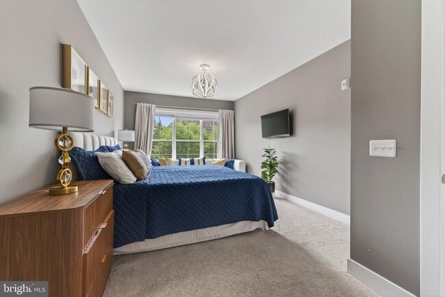 Building Photo - 102 St Ives Pl