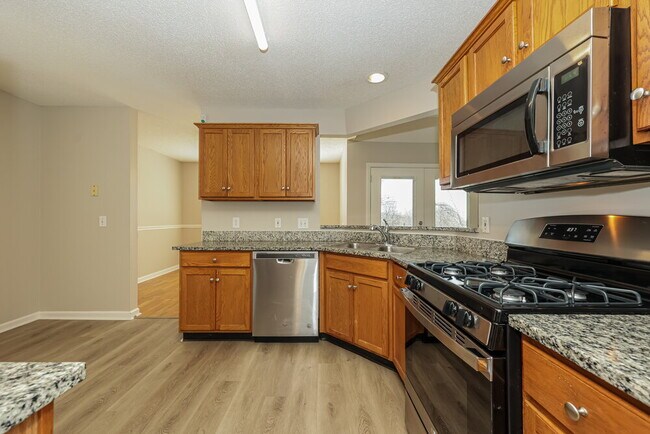 Building Photo - 5356 Sunnyvale Dr