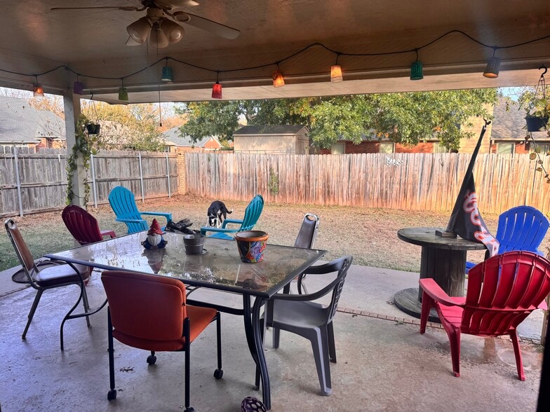 Backyard - 107 S Abbey Ln