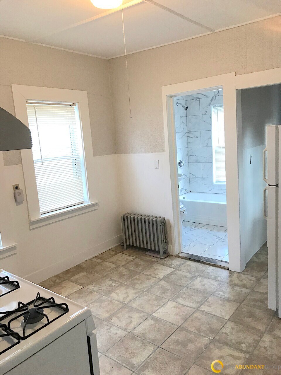 Building Photo - 16 Pinkham Pl