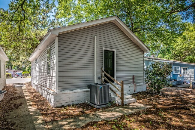 Building Photo - 2512 Bennett Yard Rd