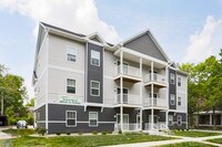 Building Photo - 509 S Elm