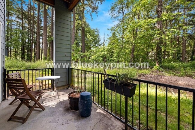 Building Photo - 2 Bed, 1 Bath Condo at Franciscan Condomin...