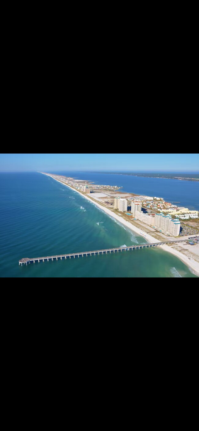 Building Photo - 8522 Gulf Blvd