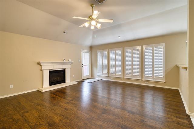 Building Photo - 8755 Sunset Trace Dr