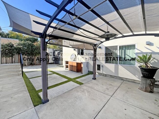 Building Photo - 184 Garcia Ave