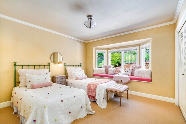 Building Photo - 4 Bedrooms, 3 Bathrooms, Cul-de-sac Location Near Silverado Country Club, Napa