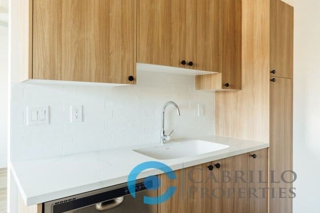 Building Photo - 3837 First Ave.