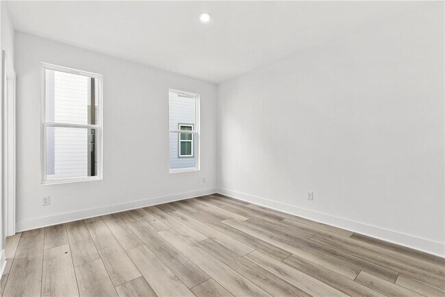 Building Photo - 517 Motivation Cir NW