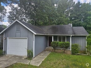 Building Photo - SPECTACULAR 3 Bedroom home!!